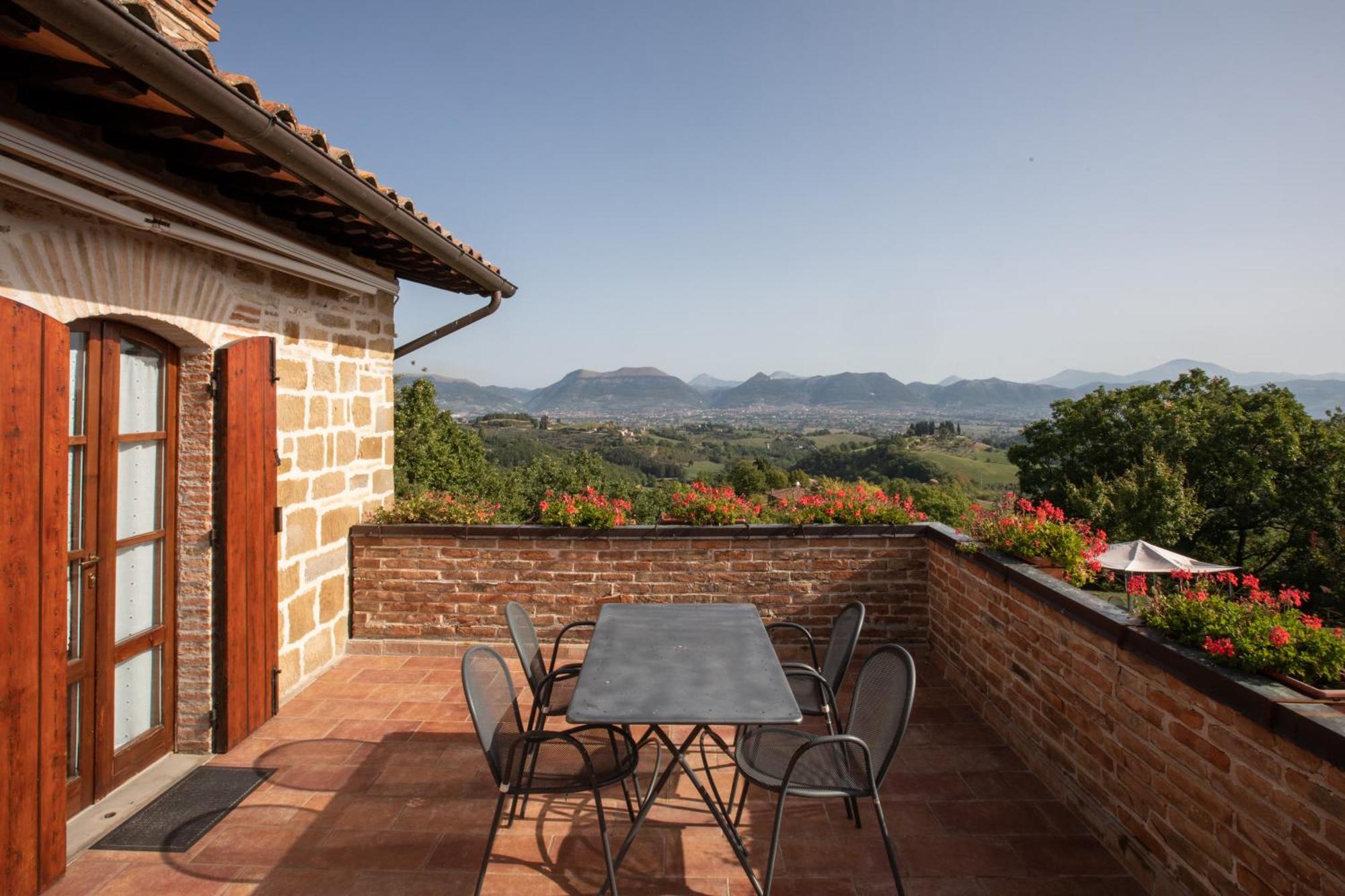 Casalta Agriturismo Vacanze Gubbio Habitación foto